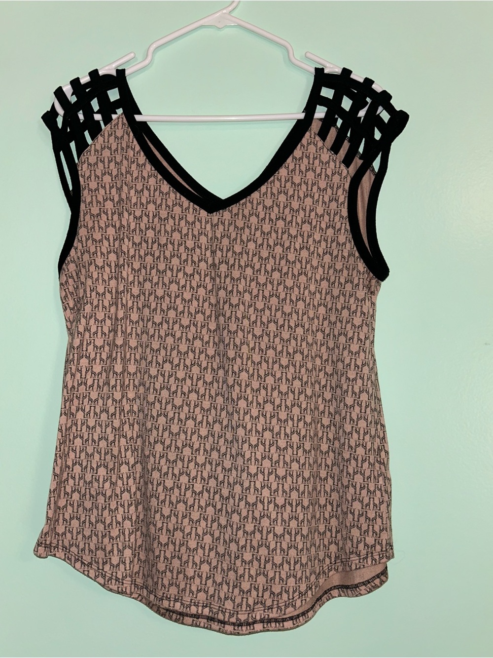Cato Beige Print V-Neck Tank with Black Lattice Shoulders L